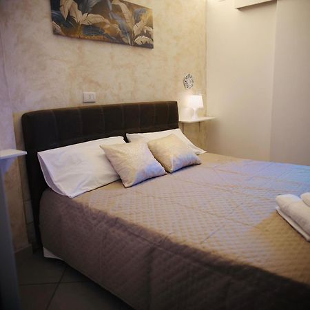 Holiday House Plebiscito Catania Exterior foto