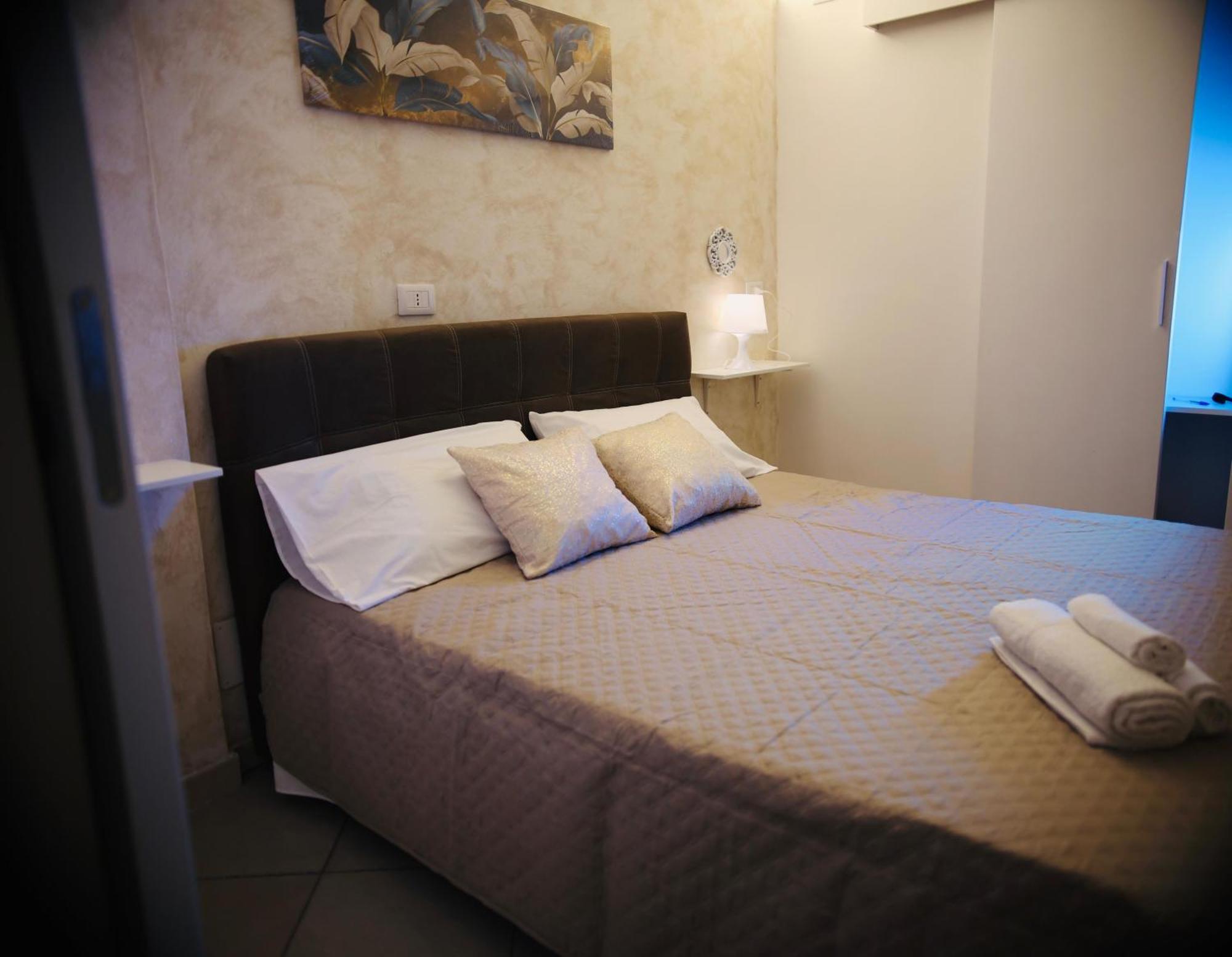 Holiday House Plebiscito Catania Exterior foto